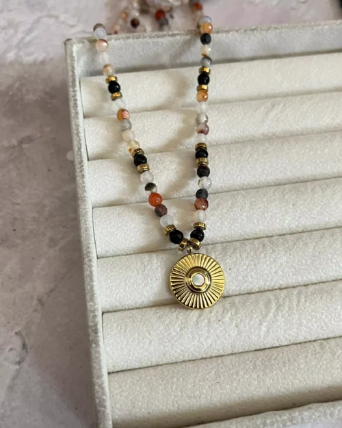 Daisy Beaded Necklace