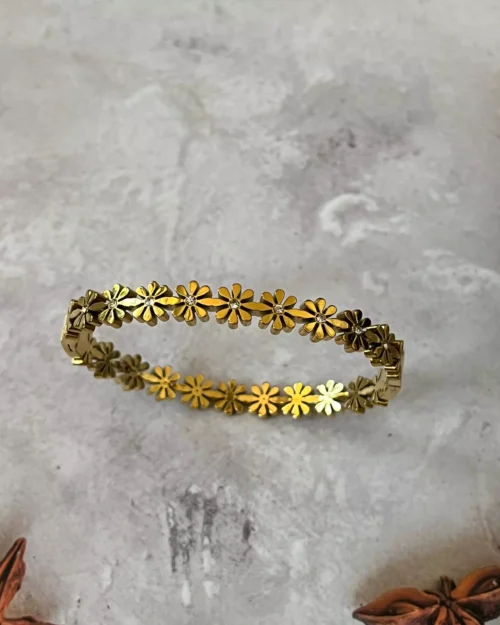Daisy Flower Bracelet 1