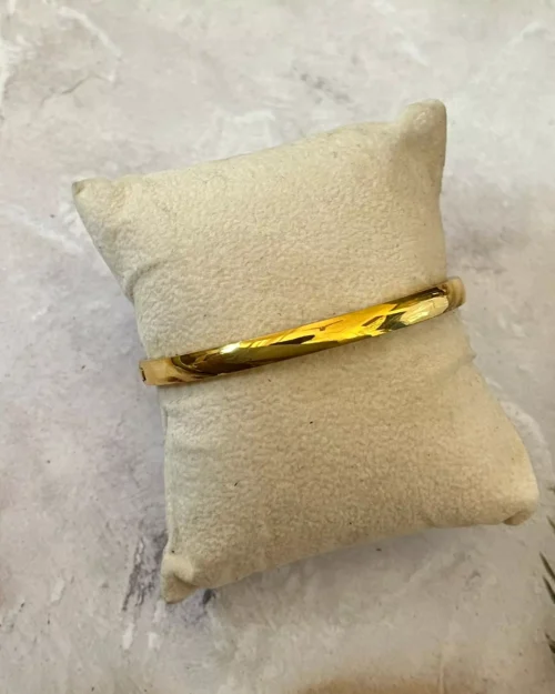 Gold Plated Minimal Bracelet 1